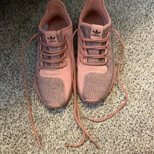 Women’s Adidas tubular shadow shoes